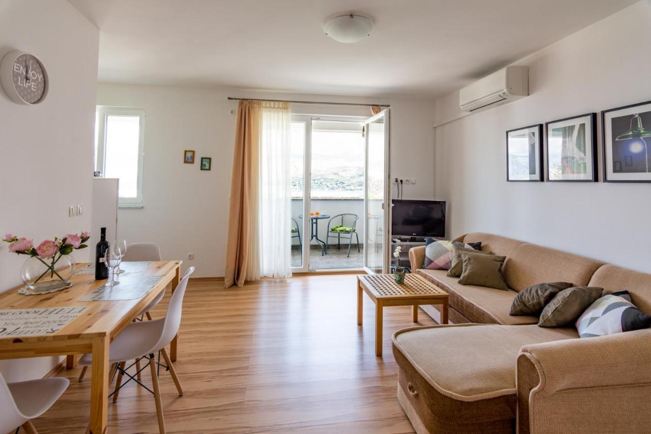 Apartments Veronika Đảo Pag Ngoại thất bức ảnh
