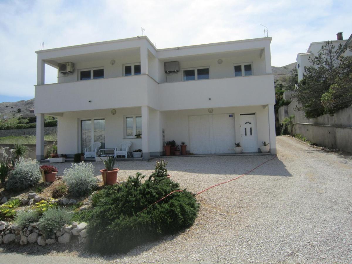Apartments Veronika Đảo Pag Ngoại thất bức ảnh