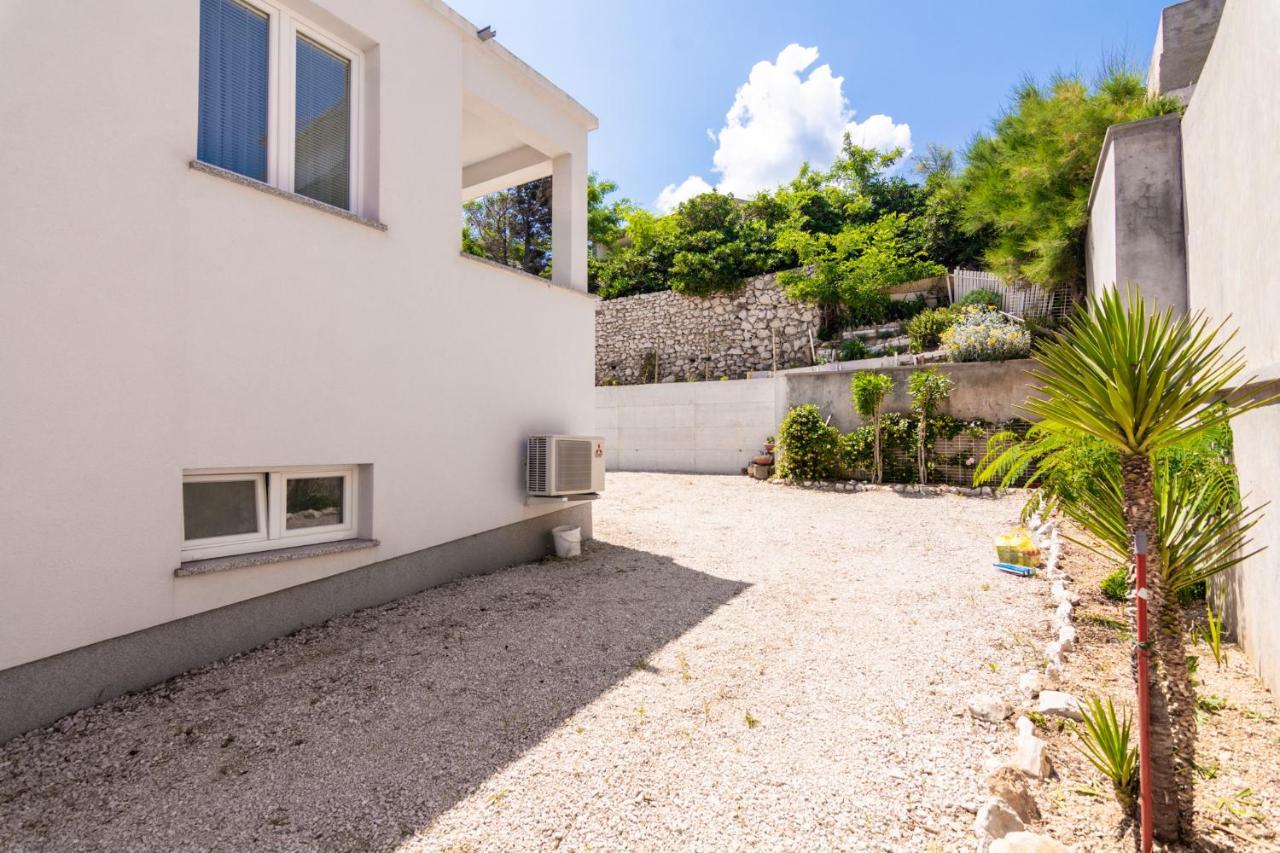 Apartments Veronika Đảo Pag Ngoại thất bức ảnh