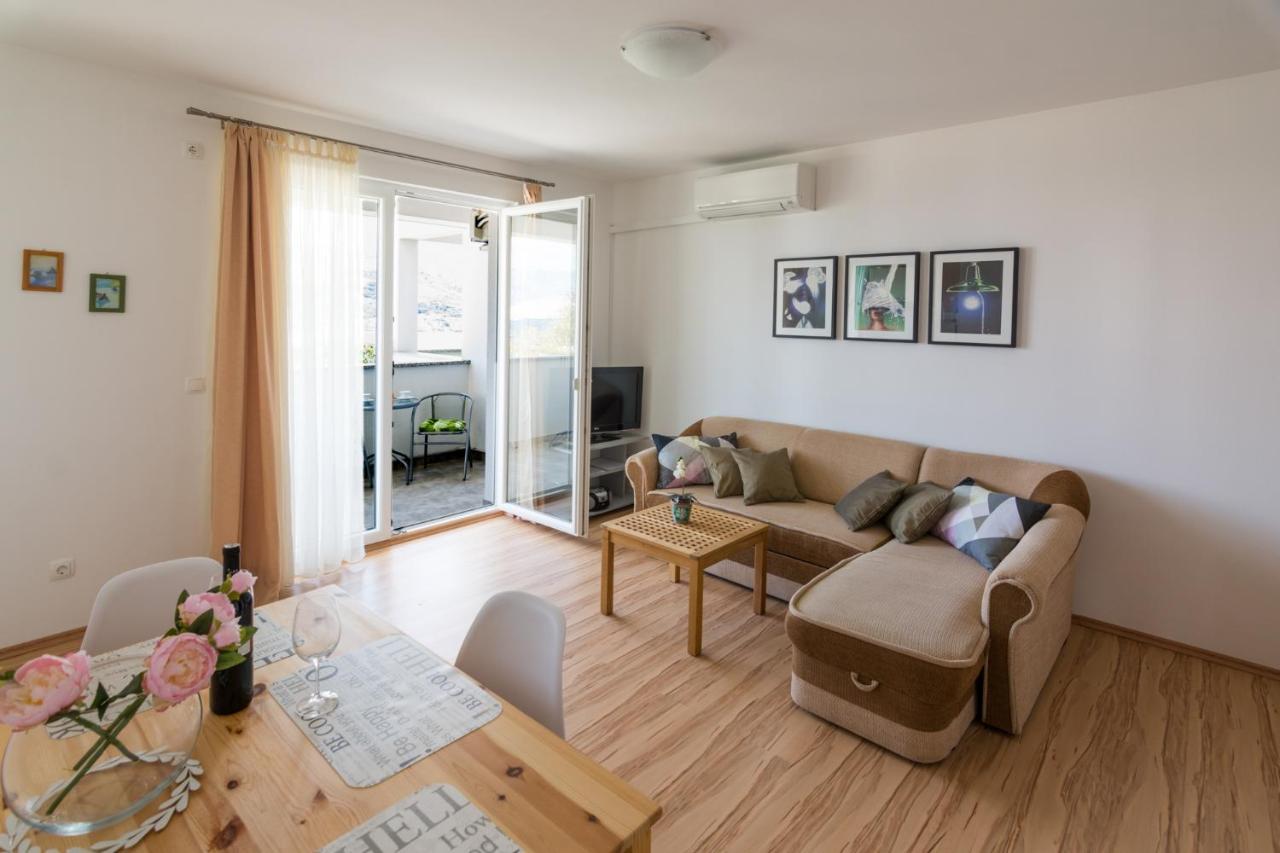 Apartments Veronika Đảo Pag Ngoại thất bức ảnh