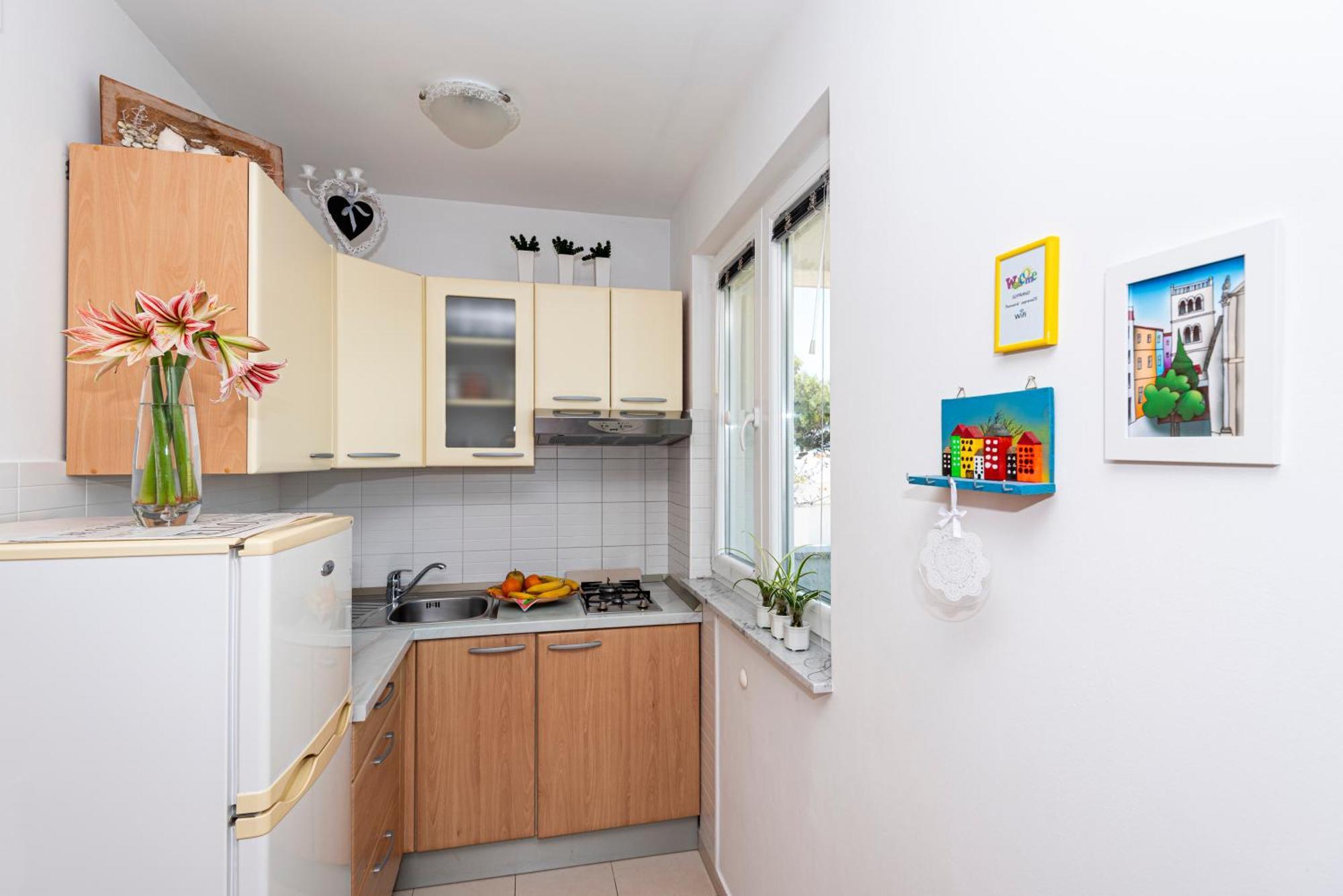 Apartments Veronika Đảo Pag Ngoại thất bức ảnh