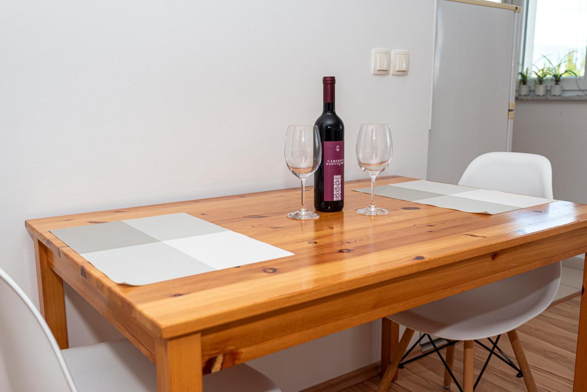 Apartments Veronika Đảo Pag Ngoại thất bức ảnh