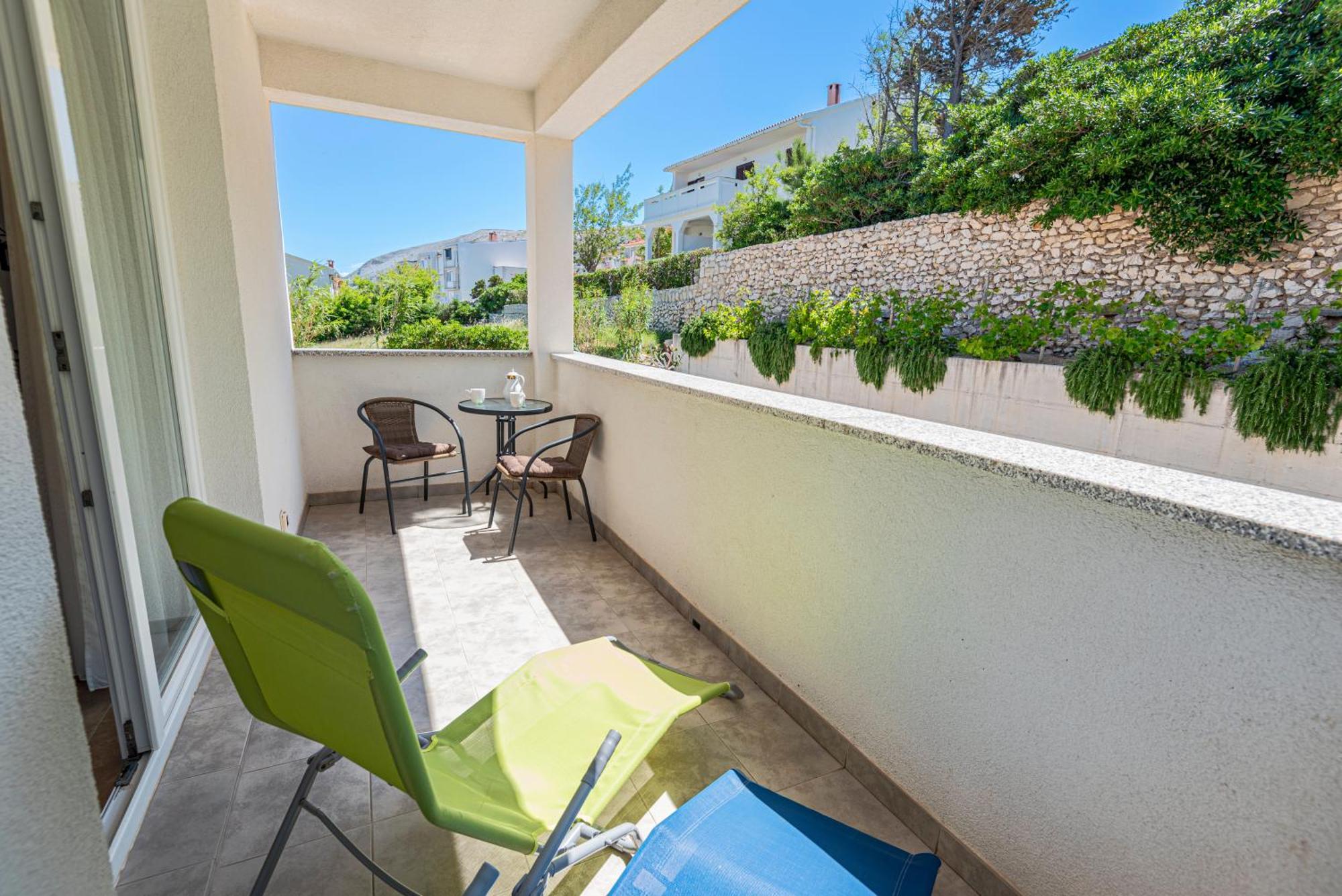 Apartments Veronika Đảo Pag Ngoại thất bức ảnh