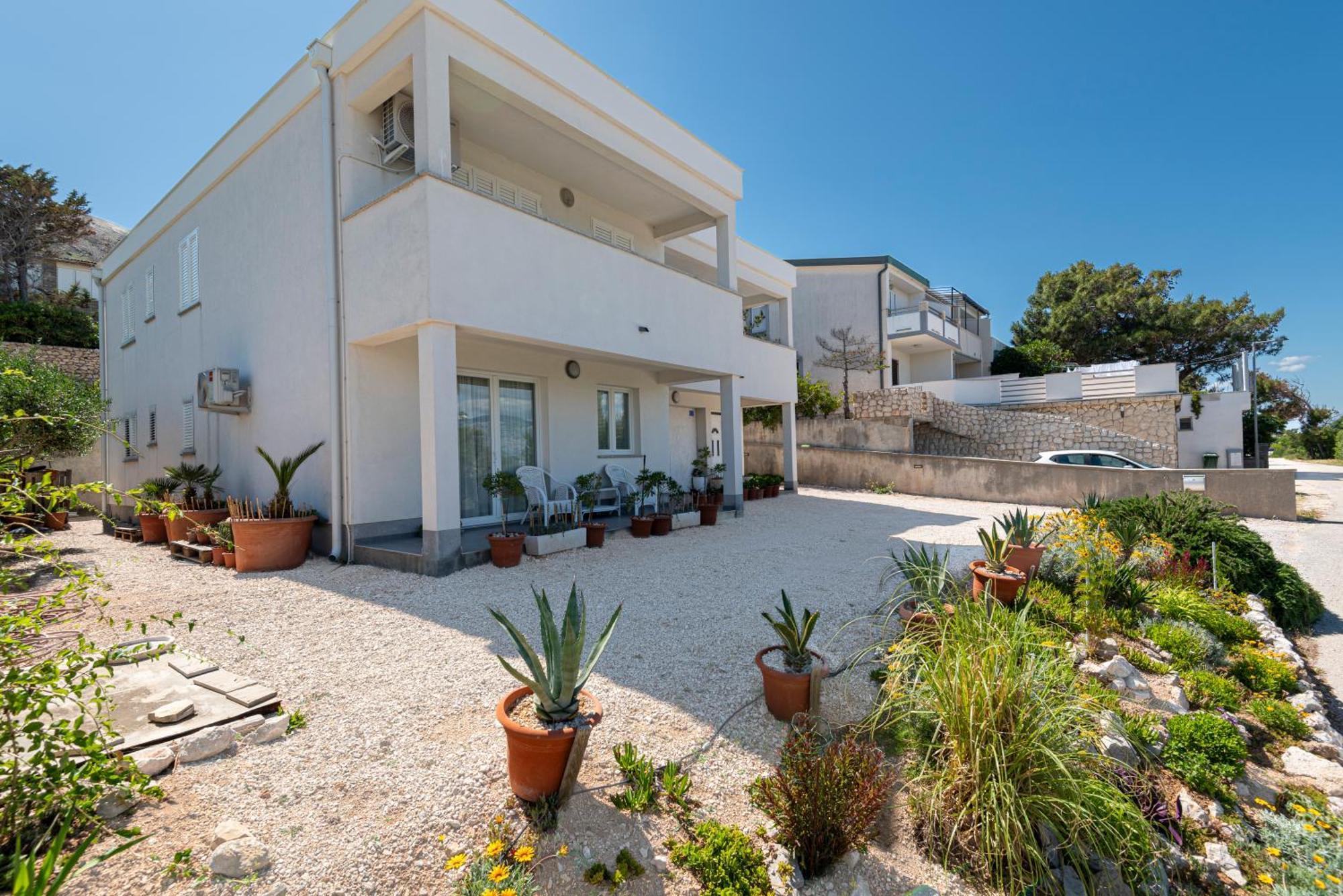 Apartments Veronika Đảo Pag Ngoại thất bức ảnh