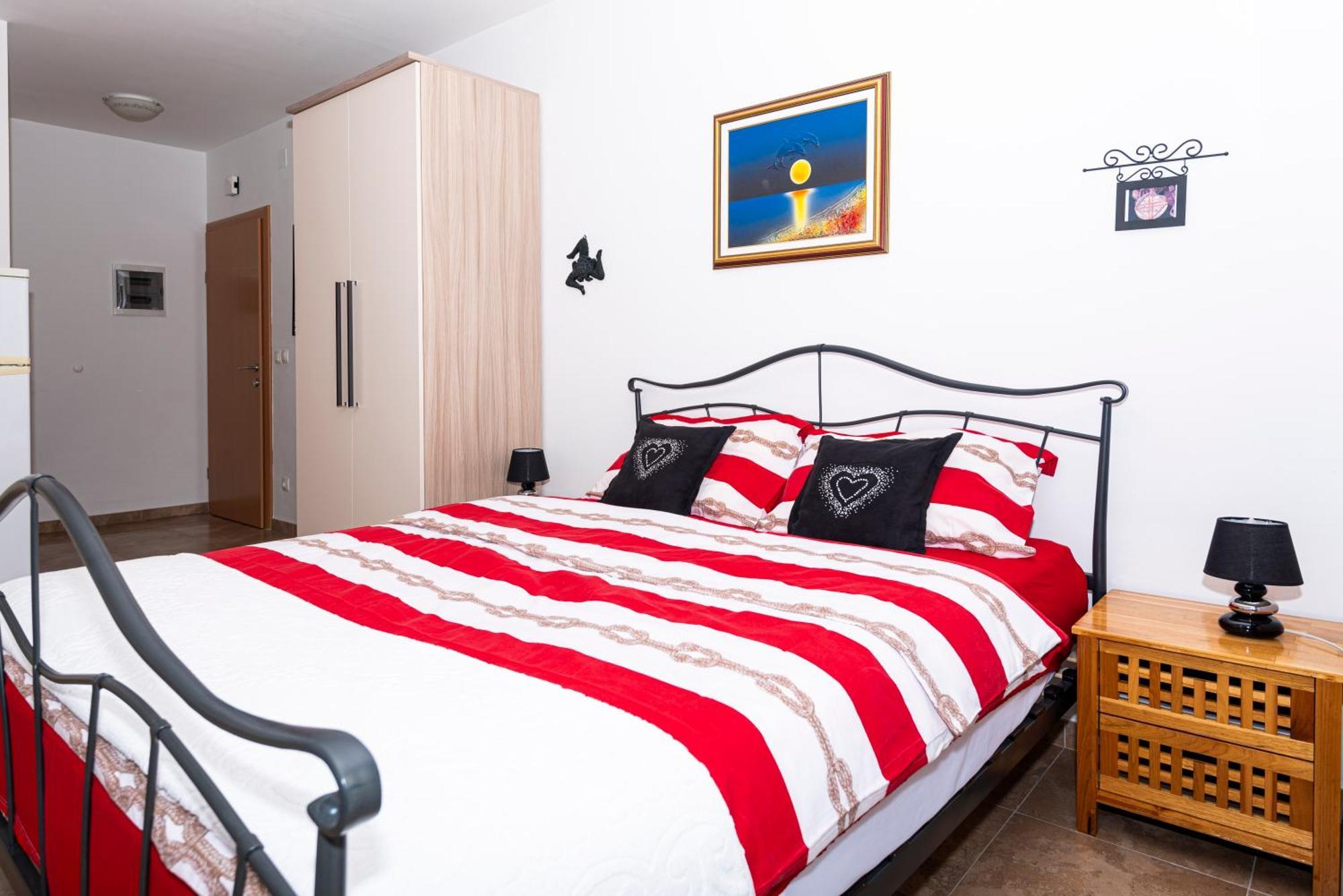 Apartments Veronika Đảo Pag Ngoại thất bức ảnh